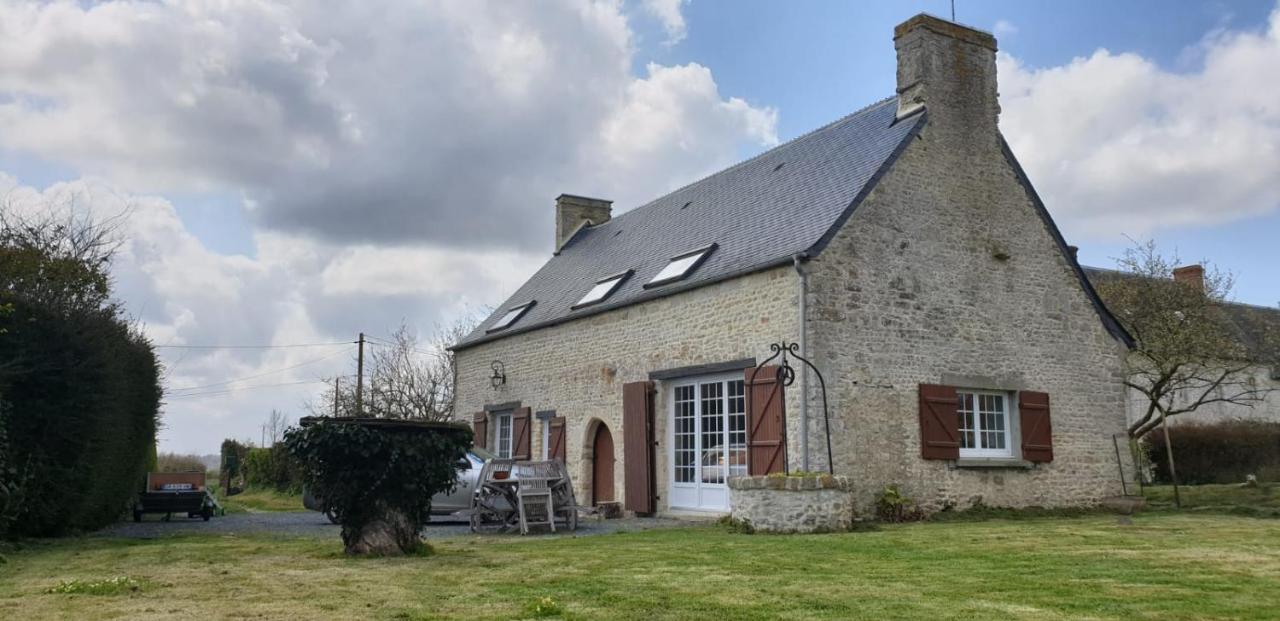 Charming Cottage Du Marais Dday Omaha Beach Canchy  Exterior photo